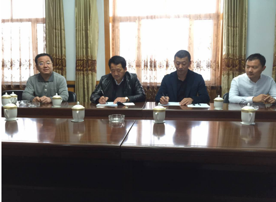 仟億達(dá)與鶴北林業(yè)局簽約現(xiàn)場 仟億達(dá)與鶴北林業(yè)局簽約現(xiàn)場